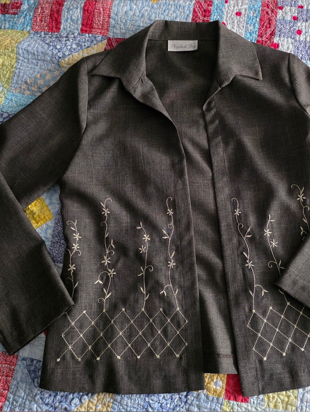 Embroidered Open-Front Blazer in Olive Green